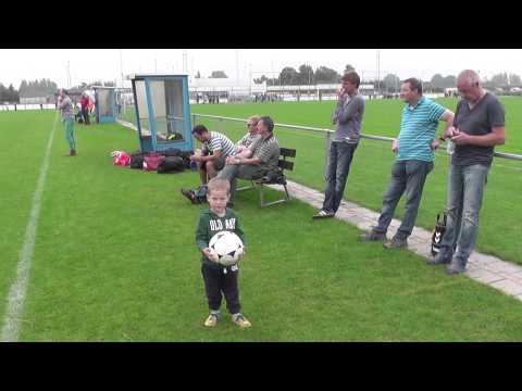 Opjestropdas 6 sept 2014 Lopik 4- VV De Meern 8 beker 5-1 Wout de Bont laat zich niet gek maken