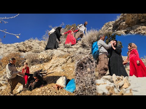 "🥹🫶❤️The dust that settled on Suzan's eye and Suzan's husband wiped Suzan's eye with love"