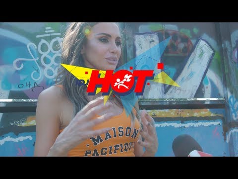 EMINA JAHOVIC I MILICA TODOROVIC U DUETU | NEWS | S03 E07 | IDJTV (2017)