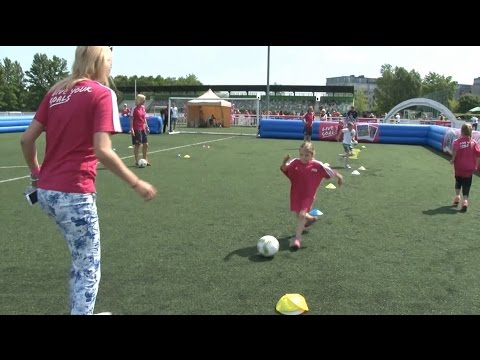 21.5.2016 Den ženského fotbalu - dopoledne