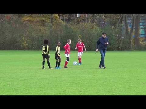 Eerste part DOVO JO12-1 - Vitesse JO11 vriendschappelijk