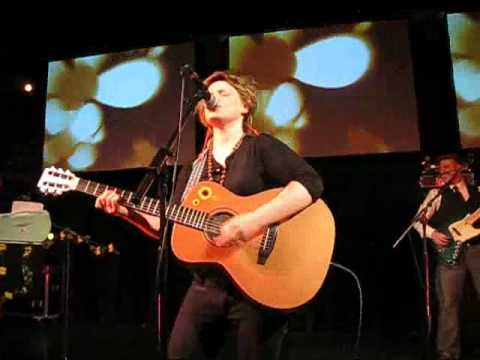 Wallis Bird -  Lalaland @ Beyerdynamic-Drumday in Flein, Germany