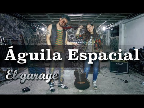 Águila Espacial - "Hacia la Luna" En El Garage Presenta