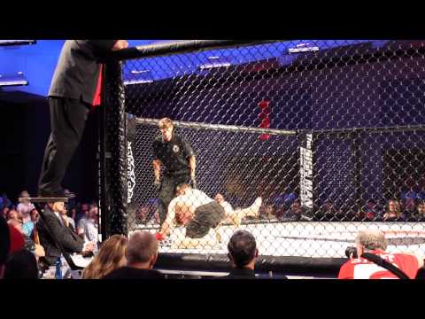 Michael Graves vs Dylan Wilson