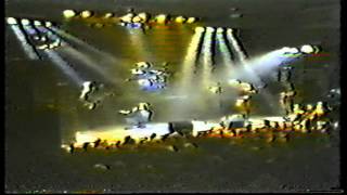 Discharge (Stoke-On-Trent 1983) {front} [14]. The Blood Runs Red