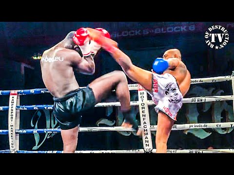 Muay Thai Championship - The Blade vs former UFC Fighter from Brazil