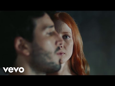 Sebastián Yatra - La Pelirroja