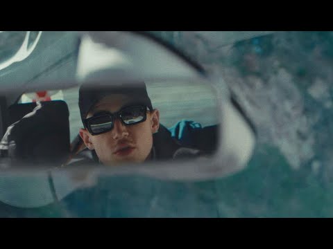 Leo SVR - Dans Un Looping