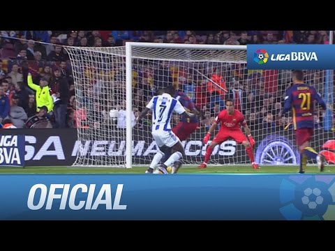 Fuerte remate de Bruma que despeja Bravo