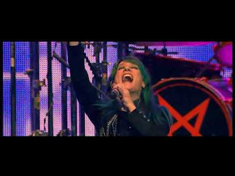 Video thumbnail for Revolución (Live Arena Ciudad de México el 6 de mayo de 2017)
