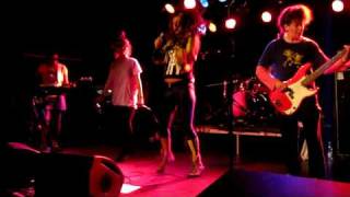 The Slits - Shoplifting