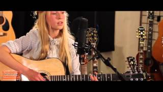 Billie Marten - Book of Love (Magnetic Fields cover) - Ont' Sofa Gibson Sessions