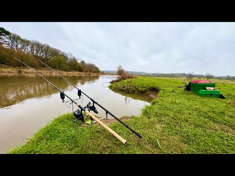 Fishing A Flooded River For Pike, Barbel And Chubb!...