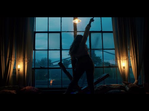 Adam Martinez - Siempre Me Falla (Official Music Video)