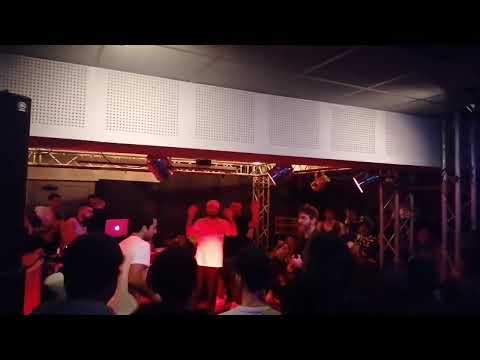 Bruno bug Vs redrum ya know death Russian roulette, modalità 4-2-2