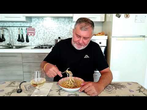 20- Bigoli in salsa alla veneziana.