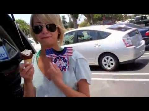 Spending Fourth of July With Stephen and Friends [ChelseaKane.com]