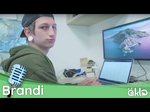 Das Team hinter öKlo: Brandi - Social Media Marketing, Grafik