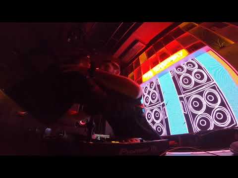 Vlad Yaki - The Ro Night