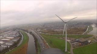 preview picture of video 'Vliegen over Strand van Luna Heerhugowaard 02-11-2013, Bixler2/GoPro2'