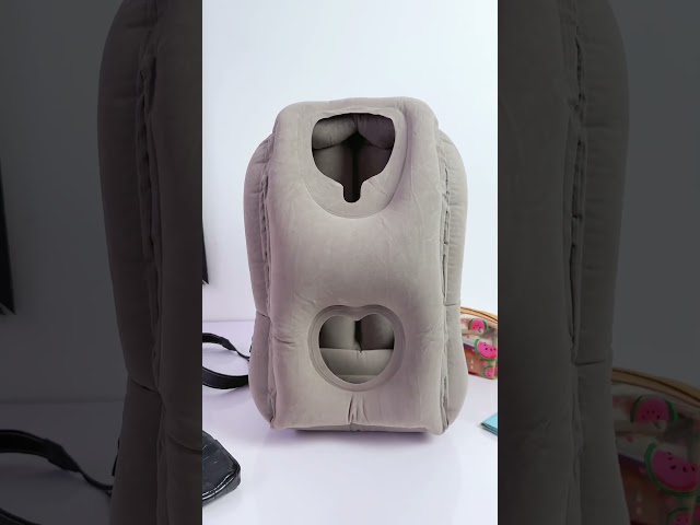 Vídeo relacionado con Manta de viaje 2 en 1, manta de viaje ultraligera y cálida, para coche, 152 x 127 cm, cojín transformador, cojín de avión, para vacaciones, oficina, hogar, viajes de negocios (gris)