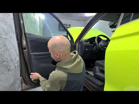 Как снять обшивку, зеркало и ручку двери на VW Volkswagen Tiguan 2017+. How to remove mirror.