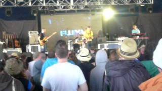 Fujiya & Miyagi - Collarbone (Live) - West Dance Oxlyers, Glastonbury, UK, Saturday 25 June 2011