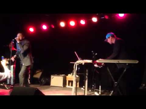 THE SYSTEM "You are in my system" (live in NYC-5/20/2012)