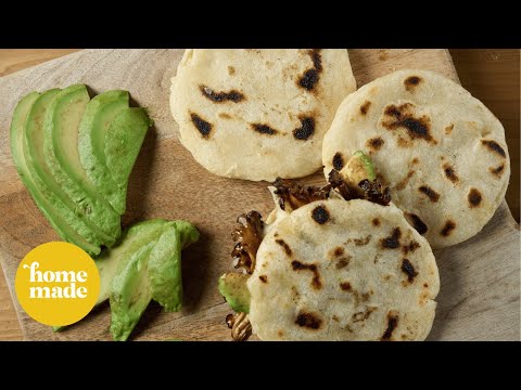 Crispy Mushroom Arepas: A Deliciously Easy Recipe for Perfectly Golden Cornmeal Cakes