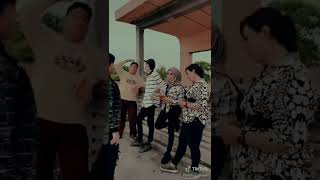 Download lagu Story Wa TikTok Lagu Peterpan Dilema Besar,Akan Cover Dwi Septiani Anisa Anaknya Mang Kemi 2022, mp3
