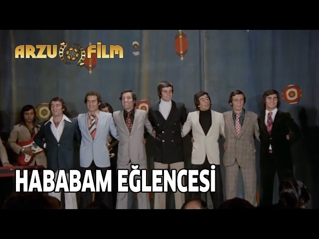 הגיית וידאו של Hababam Sınıfı בשנת טורקית