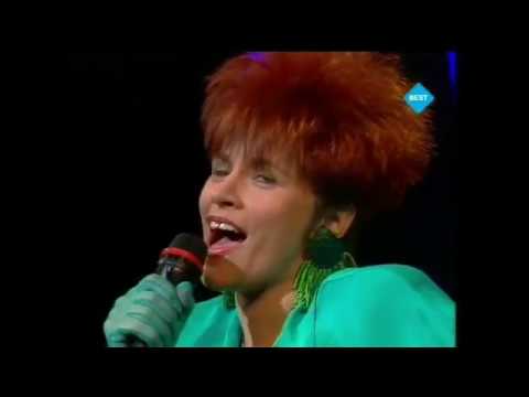 1988 Denmark: Hot Eyes - Ka du se hva jeg sa (3rd place at Eurovision Song Contest in Dublin)