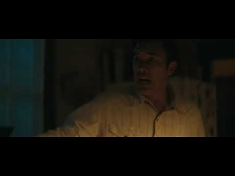 Tom Pelphrey, Josh Brolin in Outer Range - family fight