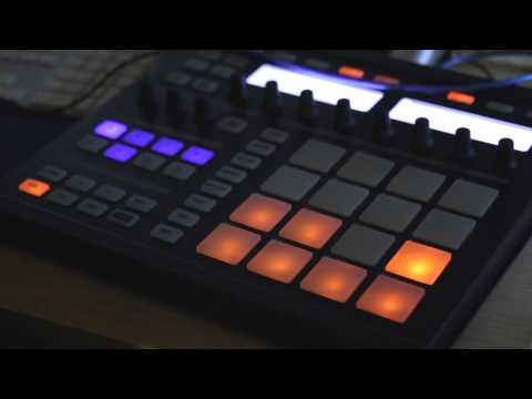 Making beats with Hashfinger | Lunar C