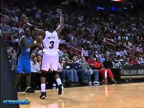 Dwight Howard 22pts-18reb vs. Heat (03.30.2009)