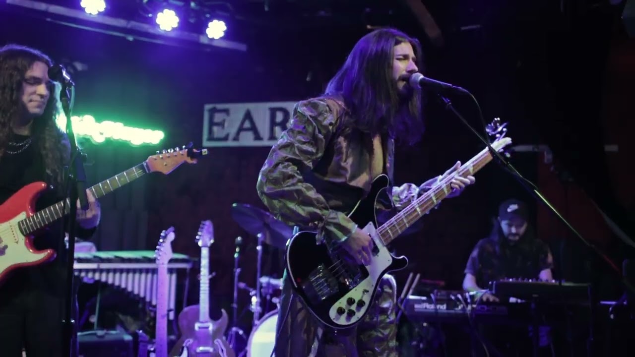 Mick Mayer - You Deserve the Praise (Live)