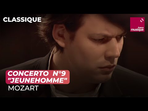 Mozart : Piano Concerto No. 9 "Jenamy" played by David Fray