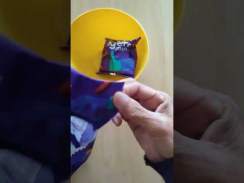 Cadbury Fingers Mini #satisfying #chocolate #snacks #shorts