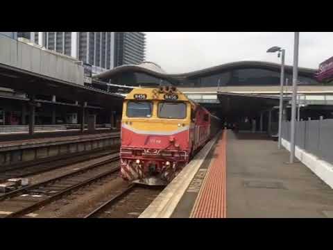V/Line N456 City of Colac - Leslie RS5T HORN SHOW