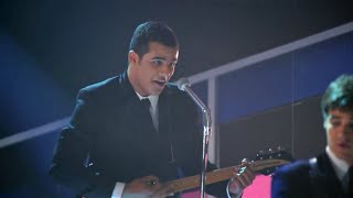 GLEE - I Saw Her Standing There (Full Performance)