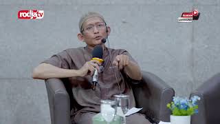 Download lagu [LIVE] Ustadz Abu Yahya Badru Salam, Lc. - Panduan Hidup Di Zaman Fitnah mp3