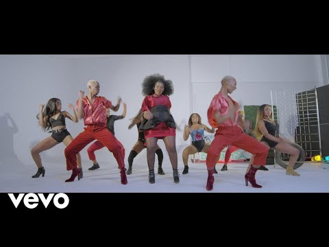 Busiswa - Bazoyenza ft. DJ Maphorisa