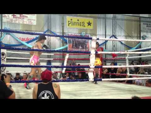 Sabrina Meli @club de la pelea 16/12/12 3/4