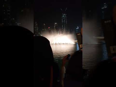 Dubai Fountain by night, Song from Enrique Iglesias