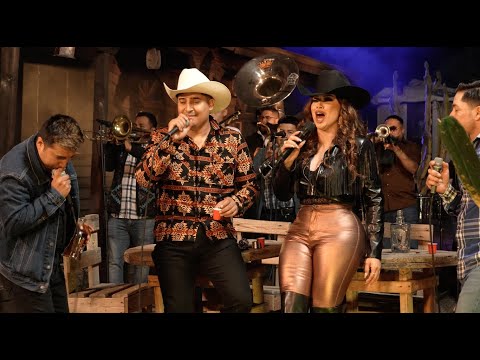 Alejandra Rojas | La Mal Pagadora | FT Banda Coloso - En Vivo
