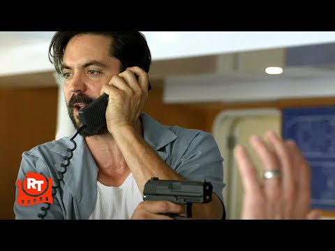 霹靂警網 - 郵輪劫匪 (S2E5) | Movieclips (S.W.A.T. - Cruise Ship Hijackers (S2E5) | Movieclips)