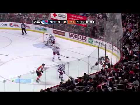 Darroll Powe hits Michal Rozsival (New York Rangers- Philadelphia Flyers) 18 dec 2010