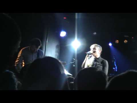 NEW YOUNG PONY CLUB - The Optimist (13-05-2010, Live à la Flèche d'Or, Paris, France)