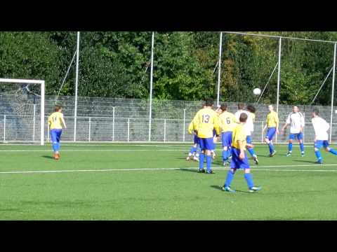 2010-10-01 Gunners B1- Internos B2 4-4 DSCN0868.MOV