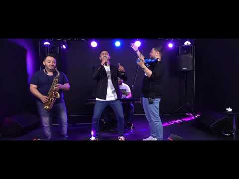 Toni de la Brasov live 2020 - Doamne afara zorili,io petrec cu mandrili - colaj